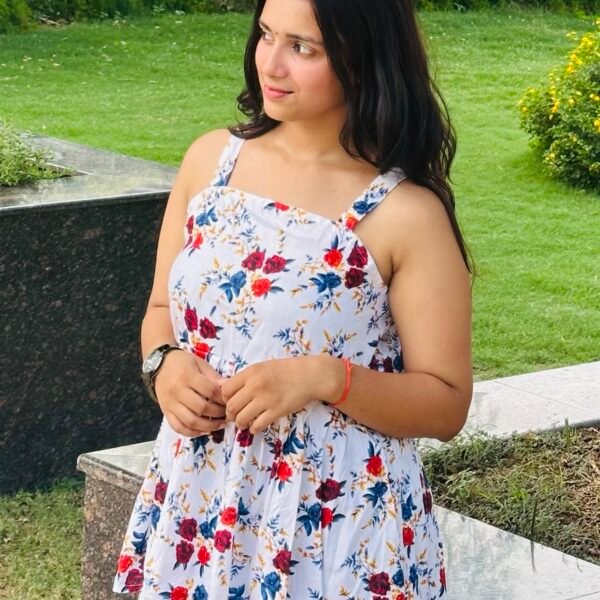 SLEEVLESS PRINTED KURTI